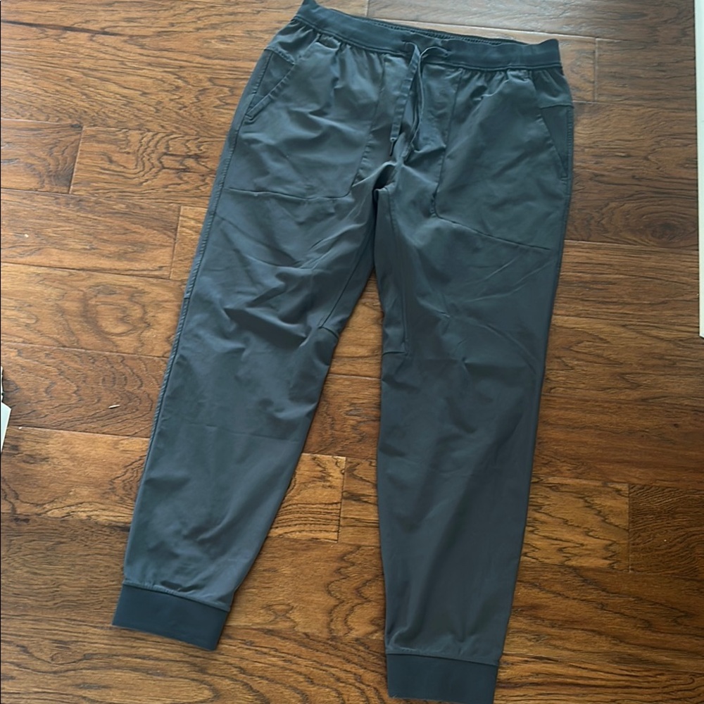 Lululemon Gray Joggers Elastic Waistband
